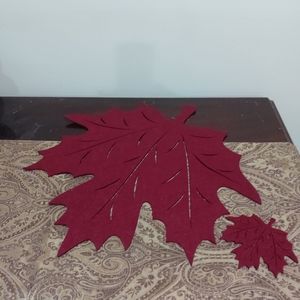 JCPENNEY Leaf  4 Placemats &  4 Coasters Burgundy
